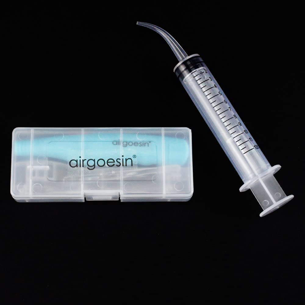 Airgoesin Professional Tonsil Stone Remover Pick Lighted Non-Slip Handle 4 Attachments + Irrigation Syringe