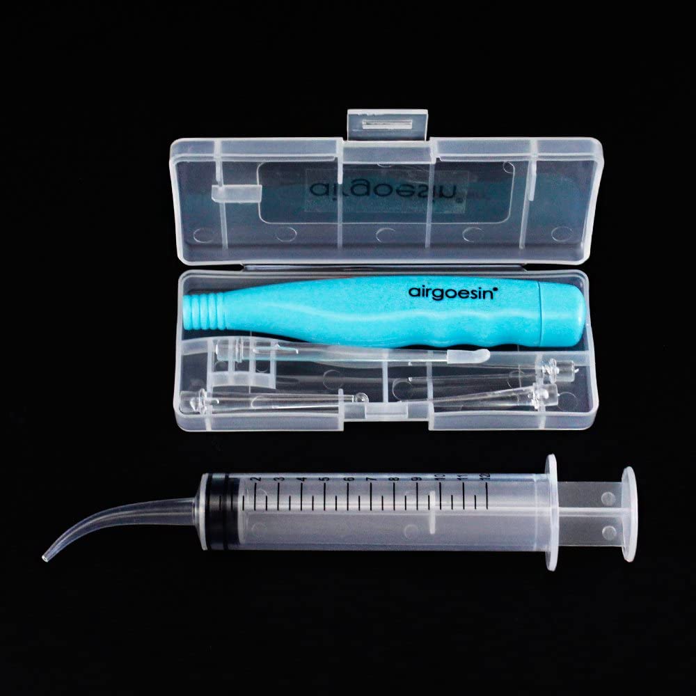 Airgoesin Professional Tonsil Stone Remover Pick Lighted Non-Slip Handle 4 Attachments + Irrigation Syringe