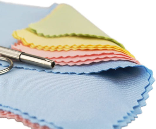 30pcs Microfiber Cloth for Glasses, iPhone, ipad, Screens, Camera Lens, CD, TV Glasses Cleaning + 1 Screw Driver