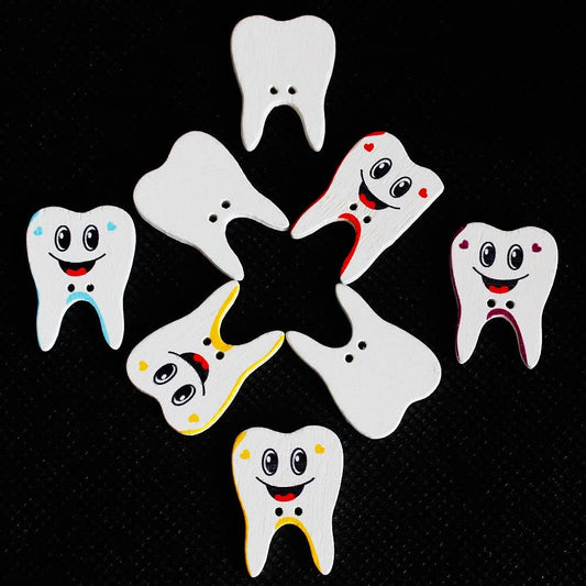 Airgoesin 200pcs Sewing Button Art Crafts Wooden Dental Tooth Shape Smile Face Cute Gift